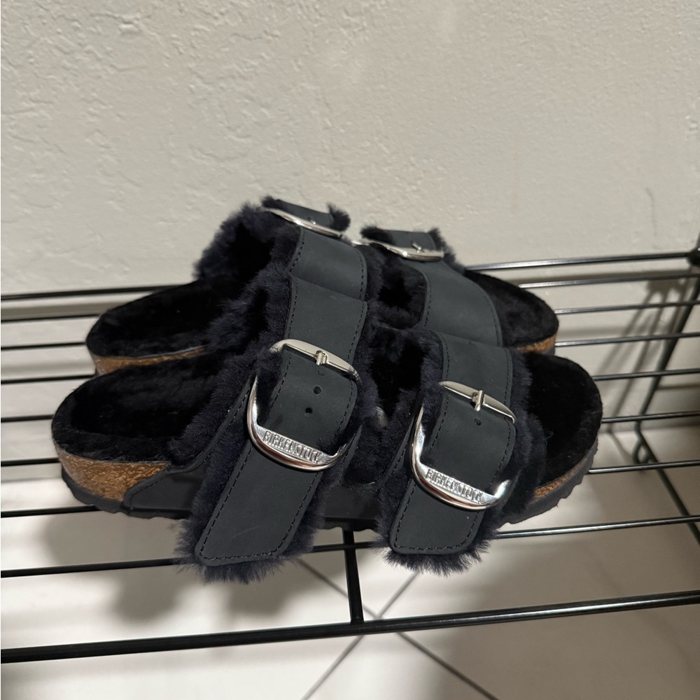 Birkenstock Arizona Big Buckle Shearling Black NWT Women’s Size 36 Two Strap - Picture 8 of 12